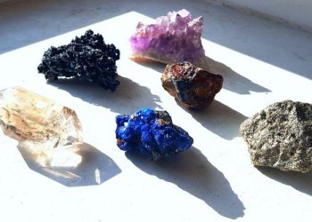 healing crystal for stress and anxiety